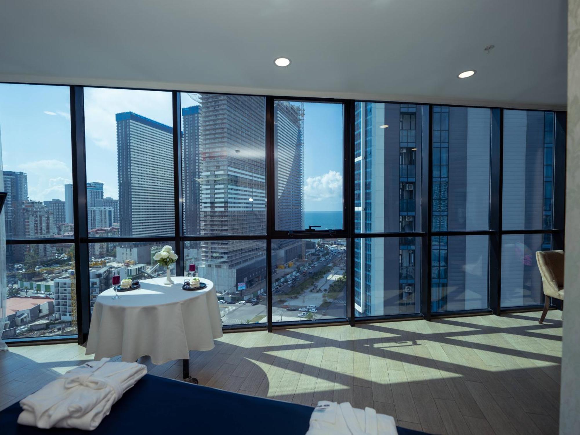 Hotel New Wave